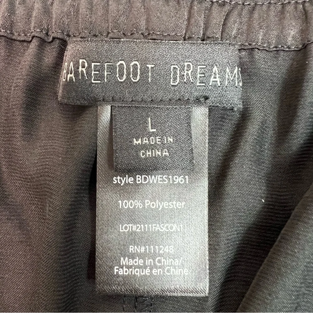 NWOT Barefoot Dreams Satin Pajama Shorts Black Size Large - Picture 10 of 11